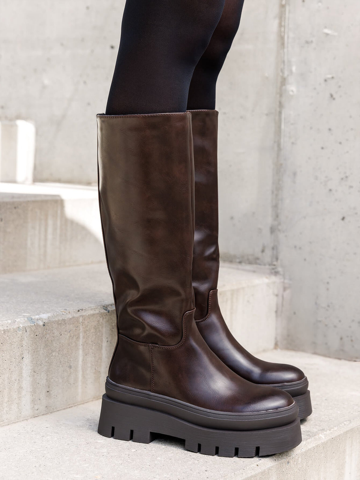 Botas Altas Iria Café — Teresa Ramírez Moda