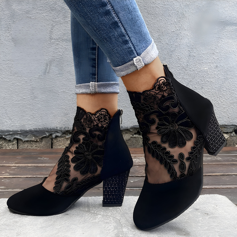Hills Lace Elegante — Teresa Ramírez Moda