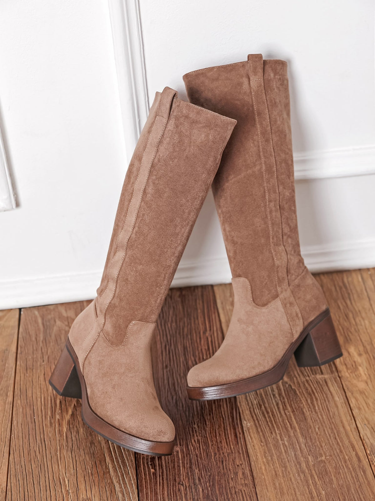 Botas Altas Bernice - Taupe — Teresa Ramírez Moda